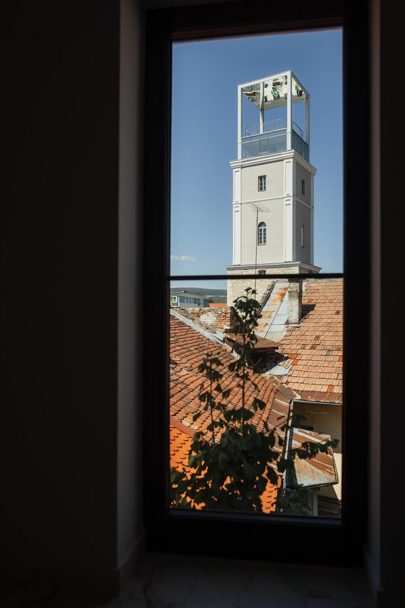 Bloom Downtown Suites Cluj-Napoca Exterior photo